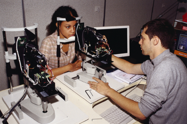 Ingénieur opticien / Ingénieure opticienne