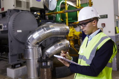 Ingénieur / Ingénieure fluides, énergies, réseaux, environnement