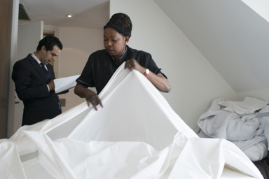 Femme / Valet de chambre