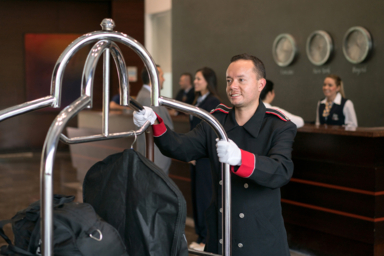 Personnel de hall d'hôtel de luxe