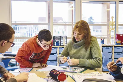 Enseignant spécialisé / Enseignante spécialisée