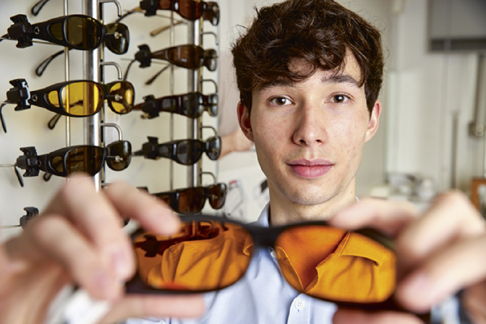 Opticien-lunetier / Opticienne-lunetière